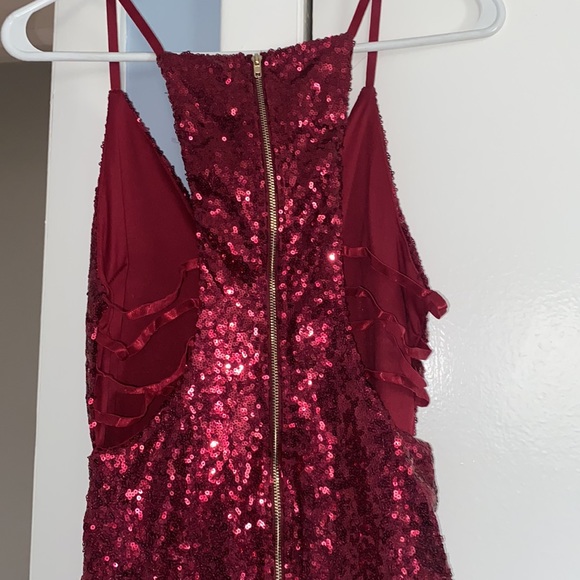 Red mini dress - Picture 4 of 6